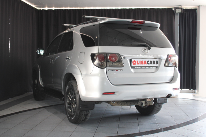 TOYOTA FORTUNER 3.0 D-4D R/B A/T