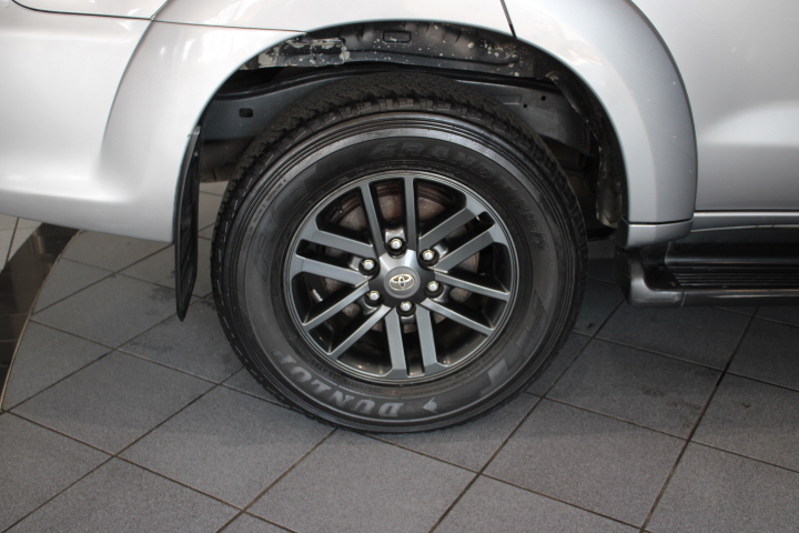 TOYOTA FORTUNER 3.0 D-4D R/B A/T