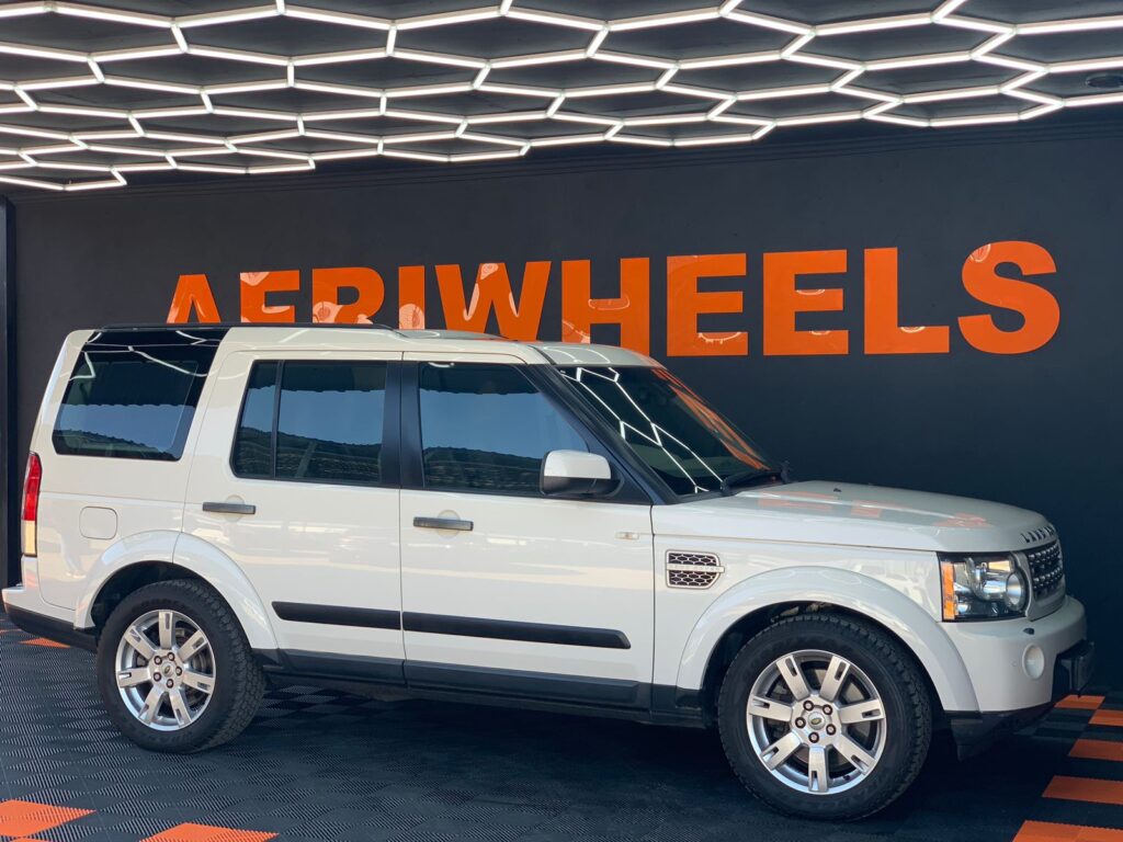 Land Rover Discovery 4 SDV6 SE