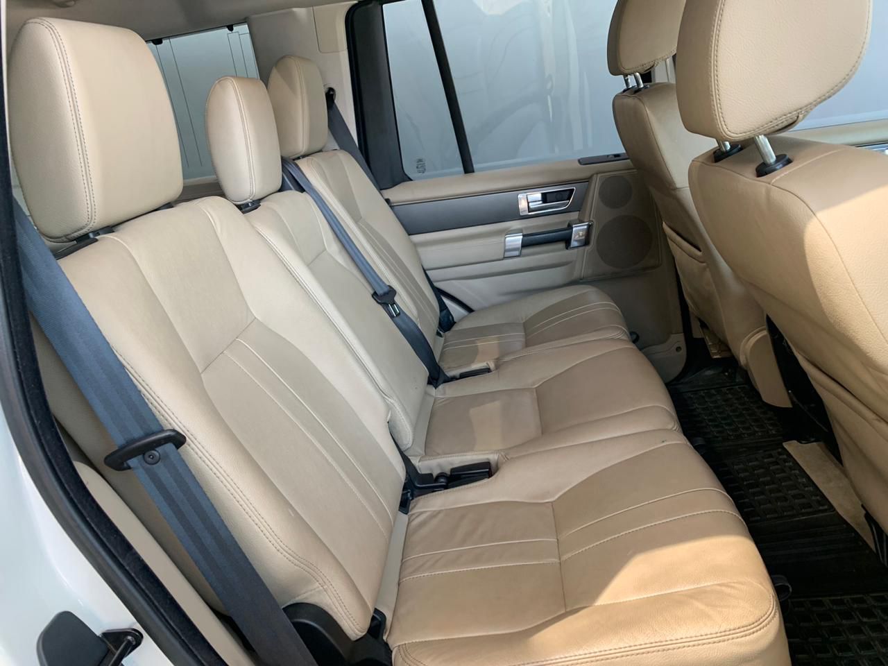 Land Rover Discovery 4 SDV6 SE