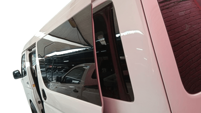 2014 TOYOTA QUANTUM 2.7 GL 10 SEATER BUS