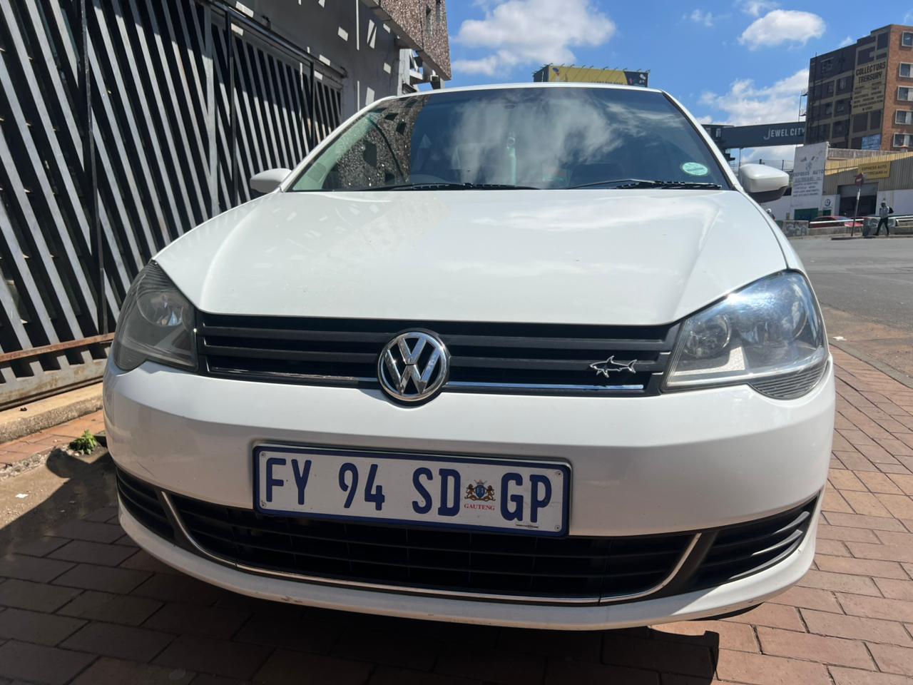 2017 Volkswagen Polo Sedan 1.6 Comfortline