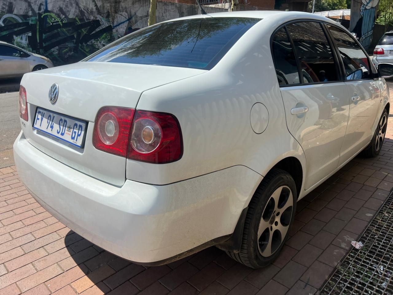 2017 Volkswagen Polo Sedan 1.6 Comfortline