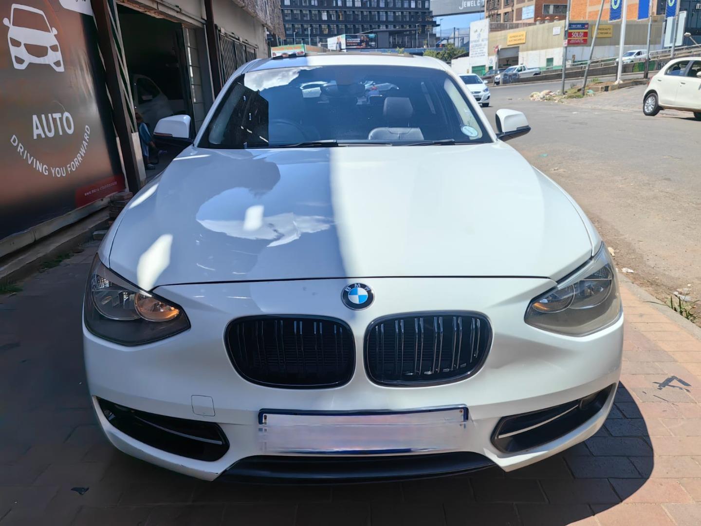 2012 BMW 1 Series 118i 5-Door M Sport