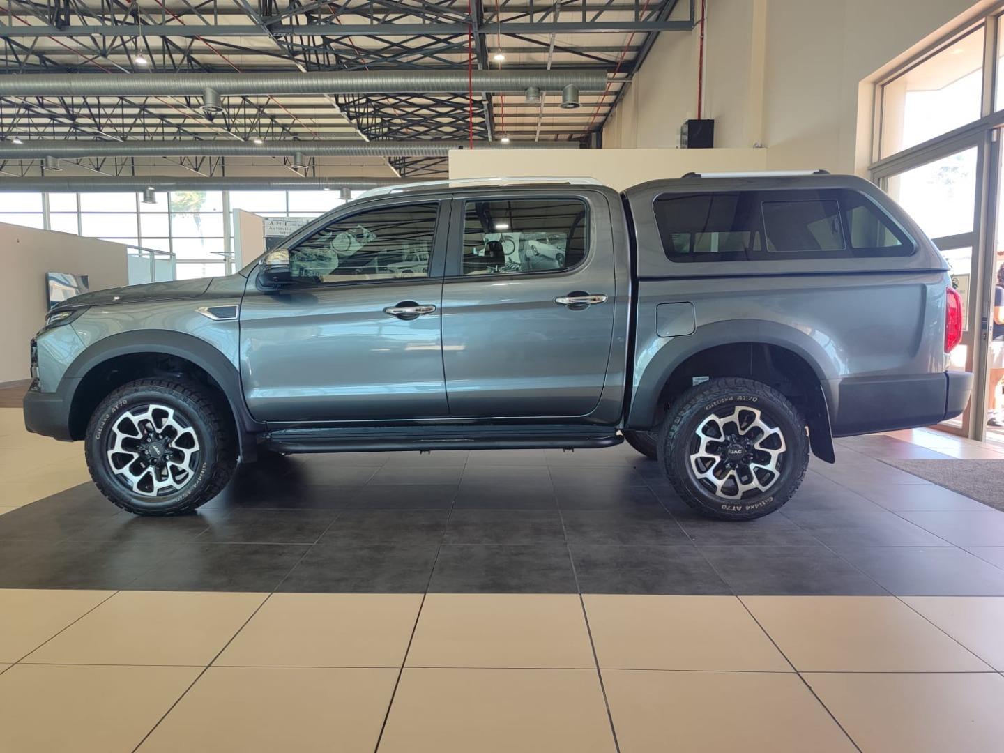 2025 JAC T9 2.0CTi Double Cab 4WD Super Lux