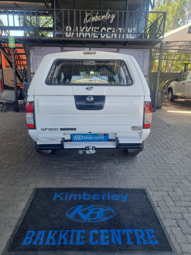 2016 Nissan NP300 Hardbody 2.4 Double Cab Hi-Rider