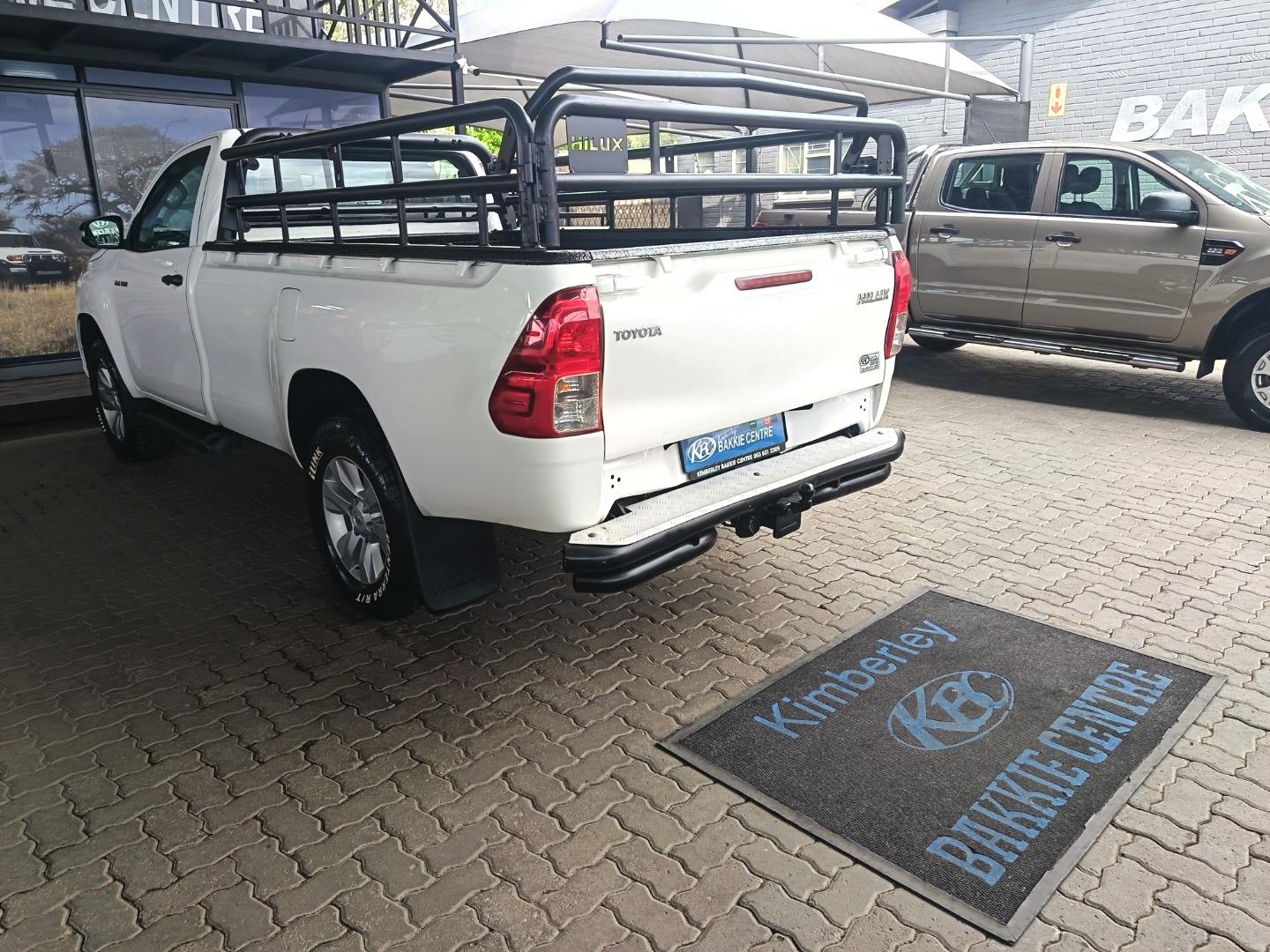 2017 Toyota Hilux 2.4GD-6 SRX
