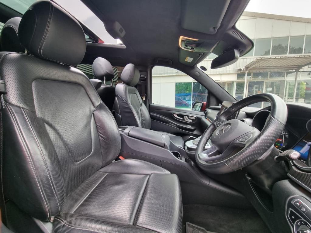 2023 Mercedes-Benz V-Class V300d Exclusive AMG Line