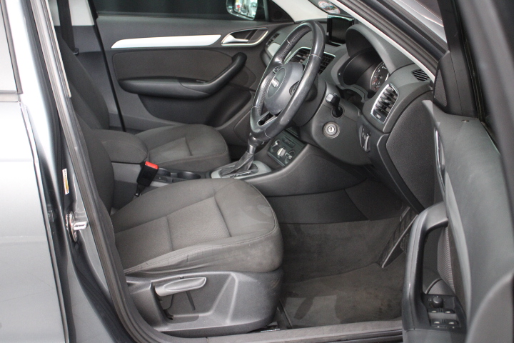AUDI Q3 1.4T FSI STRONIC
