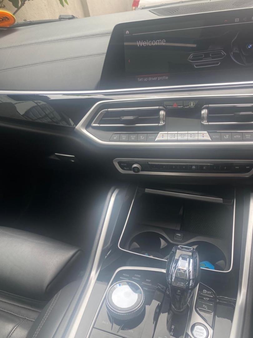 2022 BMW X6 M50D