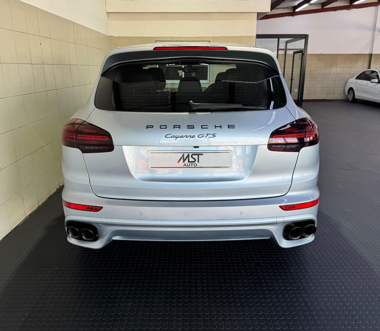 2017 Porsche Cayenne GTS