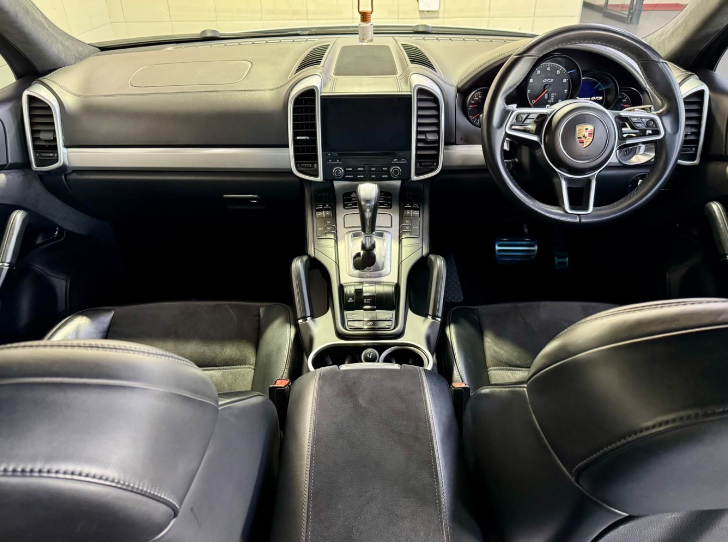 2017 Porsche Cayenne GTS