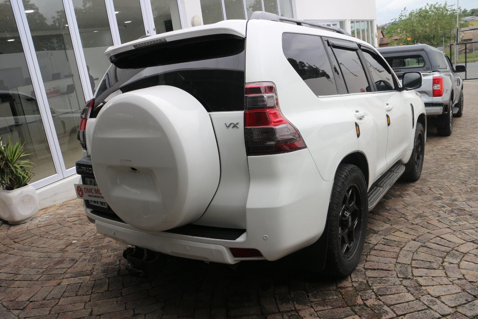 2017 Toyota Land Cruiser Prado VX V6 Auto 8-Seat