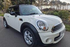 2013 MINI Hatch Cooper