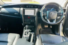 2021 Toyota Fortuner/2.4 GD-6 RB 6AT