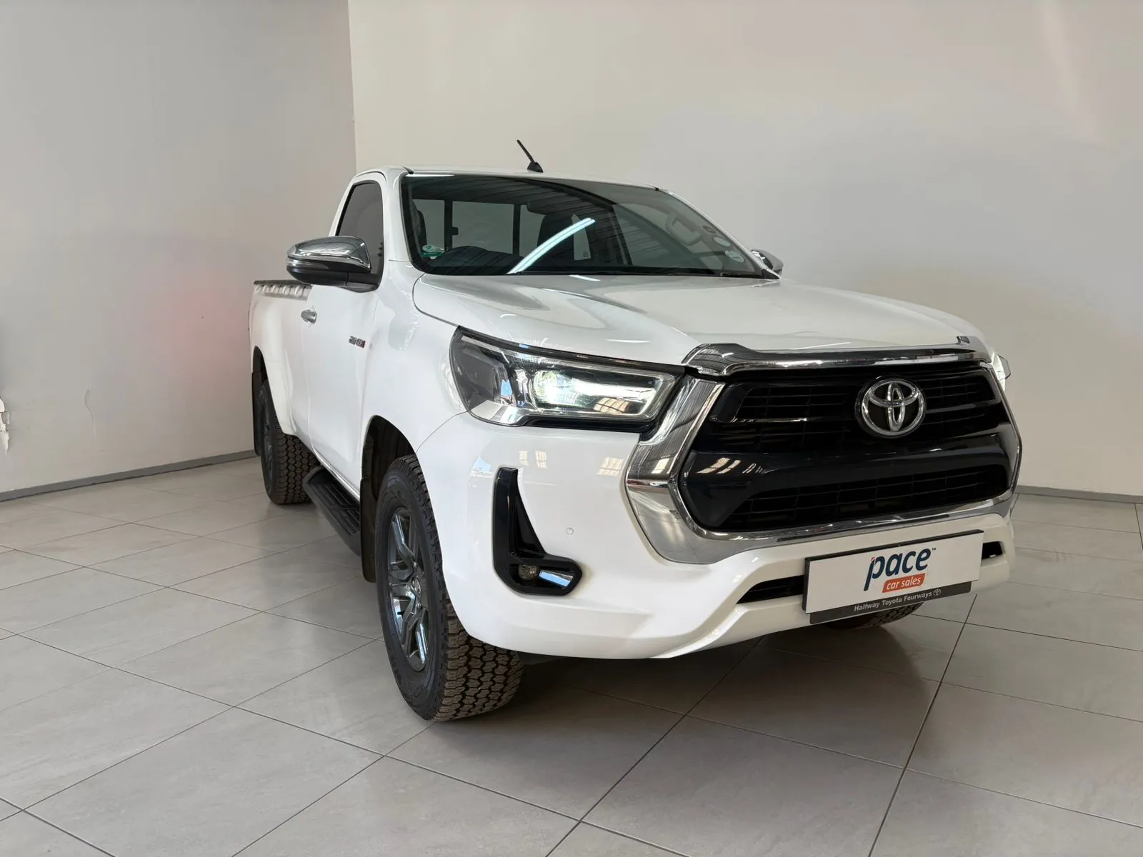 2023 Toyota Hilux/2.8 GD-6 RB RAIDER 6AT S...