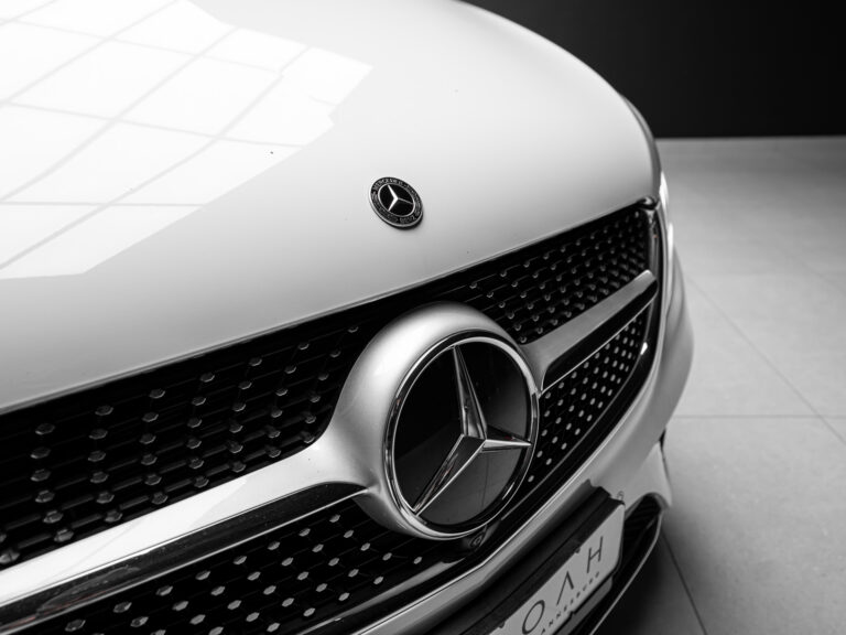 2023 Mercedes-Benz V300d Exclusive