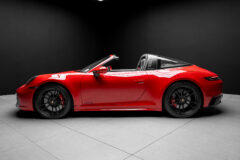 2025 Porsche 911 Targa 4 GTS Cabriolet