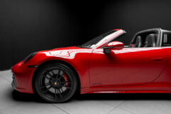 2025 Porsche 911 Targa 4 GTS Cabriolet