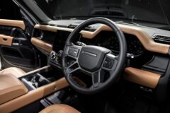2026 Land Rover Defender P425 V8 LUMMA