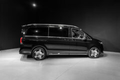 2025 Mercedes-Benz V300d Exclusive