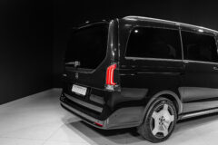 2025 Mercedes-Benz V300d Exclusive