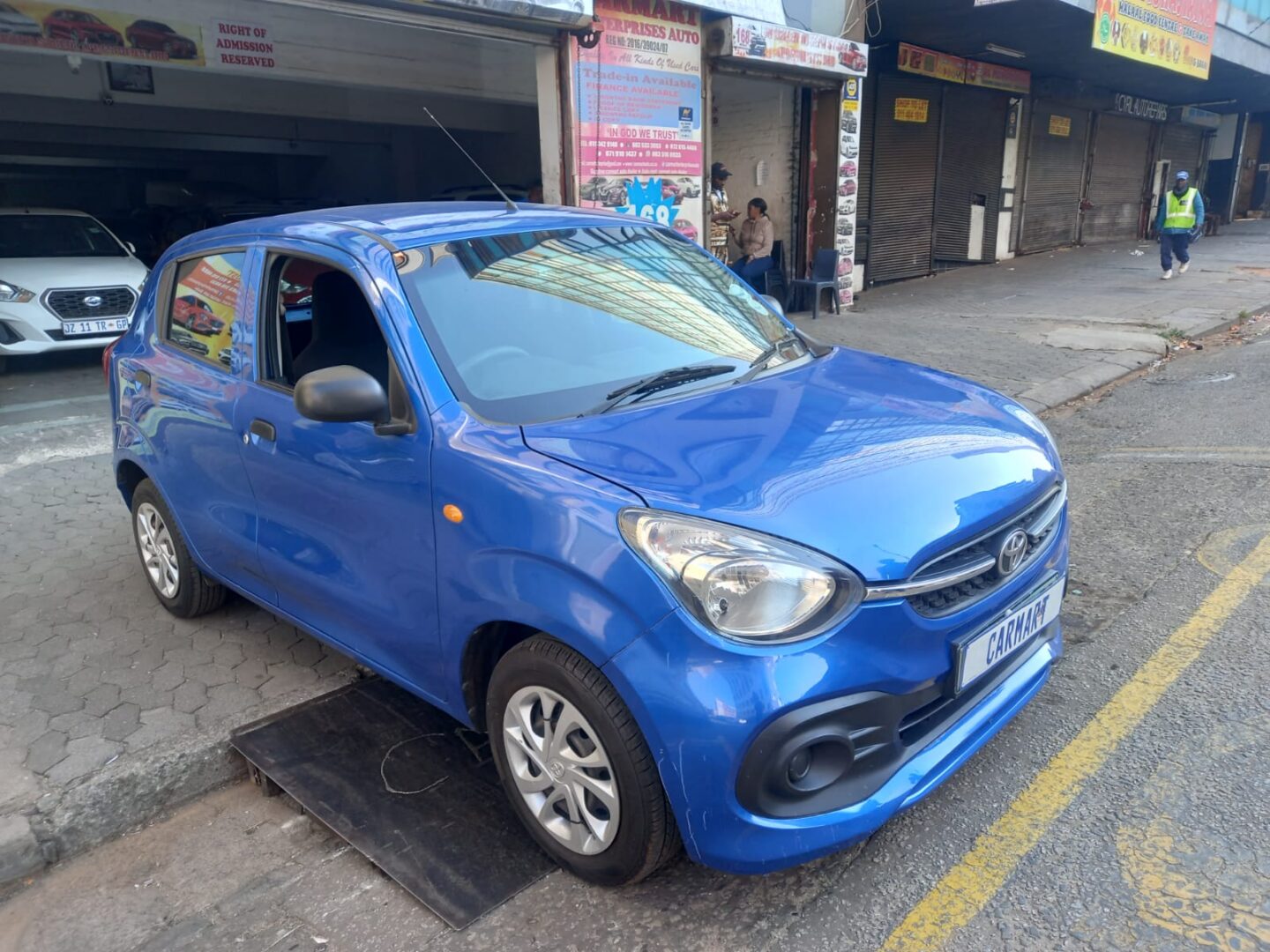 2023 Toyota Vitz