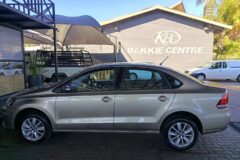 2016 Volkswagen Polo Sedan 1.4 Comfortline