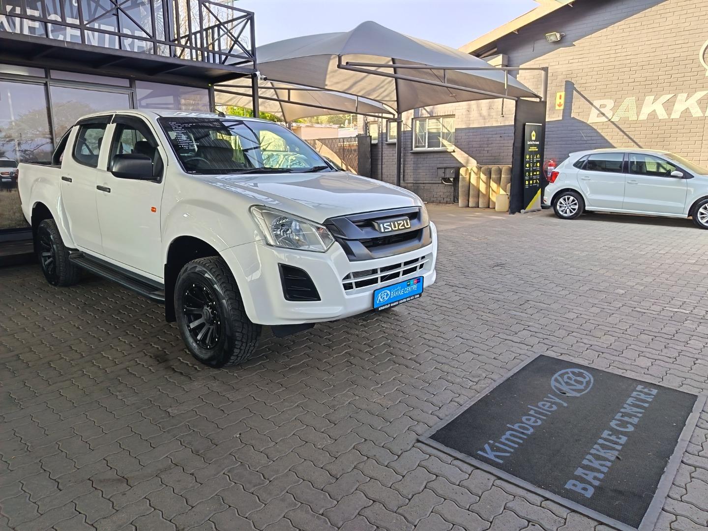 2021 Isuzu D-MAX vehicle photo 1 | SearchMyRide