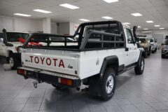 2017 Toyota Land Cruiser 79 Land Cruiser 79 4.5D-4D LX V8