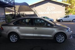 2016 Volkswagen Polo Sedan 1.4 Comfortline