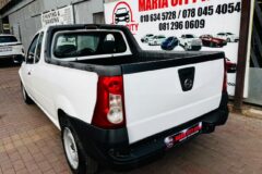 2023 Nissan NP200 1.6I (aircon) Safety Pack
