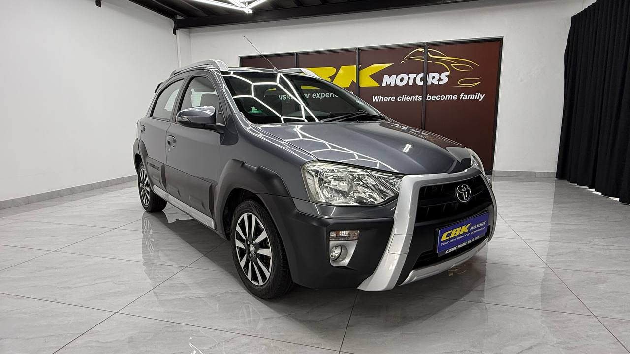 2015 Toyota Etios Cross 1.5 XS