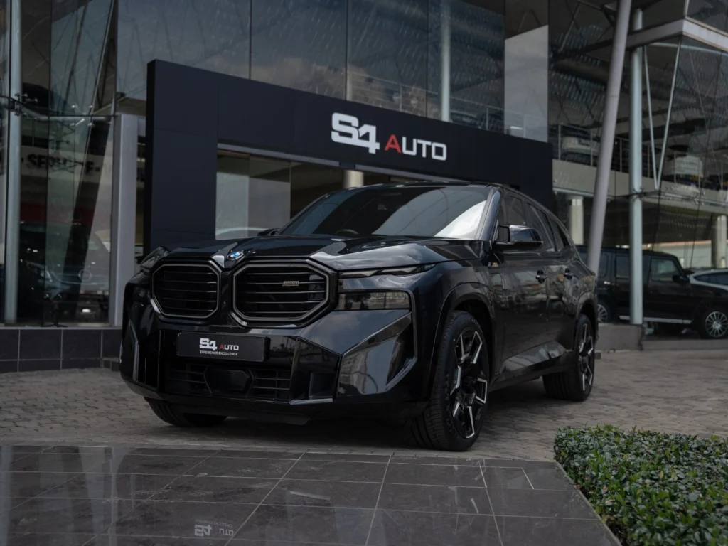 BMW XM 4.4 (PHEV) 2024