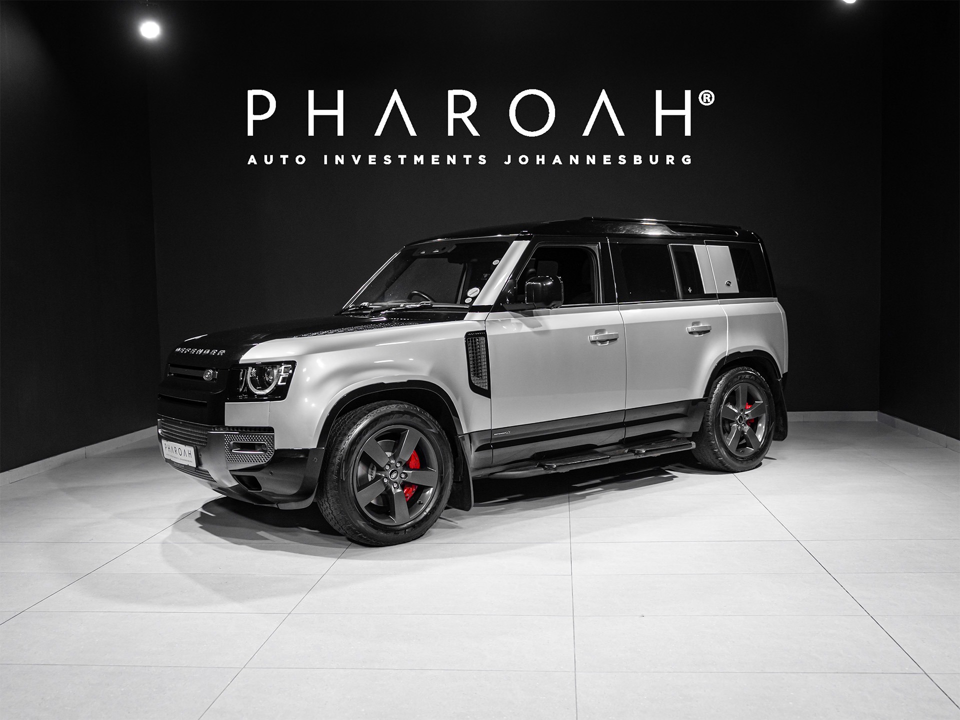2022 Land Rover Defender 110 D300 X