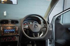 VOLKSWAGEN POLO VIVO 1.6 COMFORTLINE TIP (5DR)